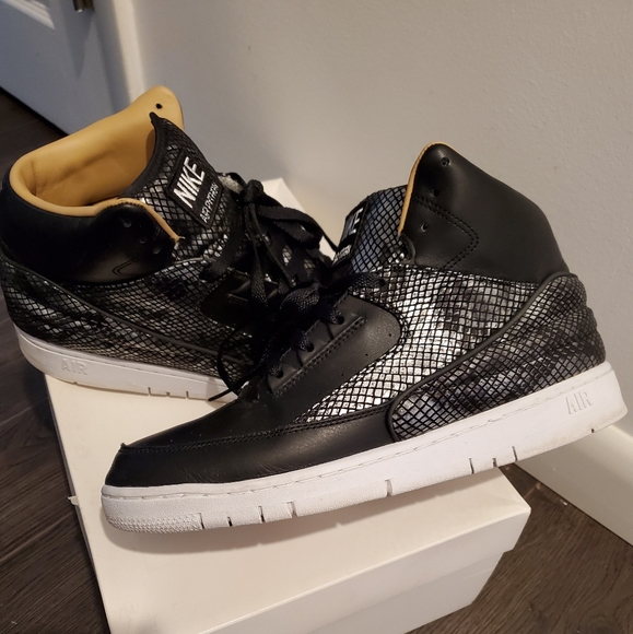 nike air python black